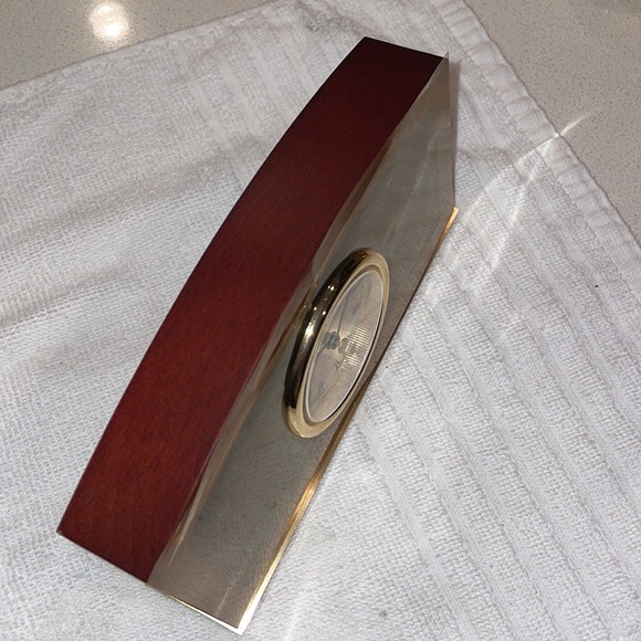 Bulova desk/table clock - Picture 3 of 10